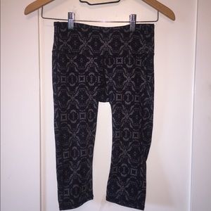 Patterned leggings